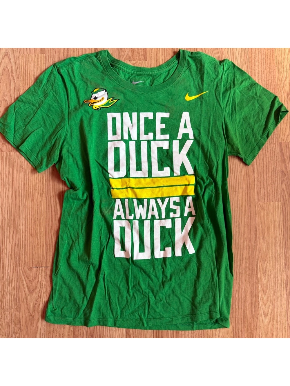 Nike Oregon Ducks Green Tee Womens Size Medium